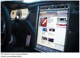 Tesla S touchscreen dashboard Expertus